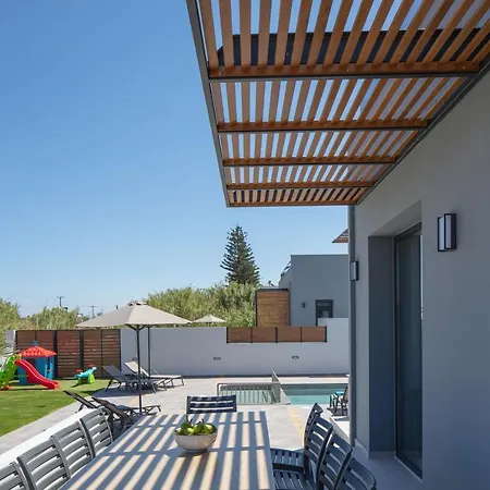Sunnyside Villas, Ideal For Vibrant Stays,By Thinkvilla Pigianos Kampos  Exterior photo