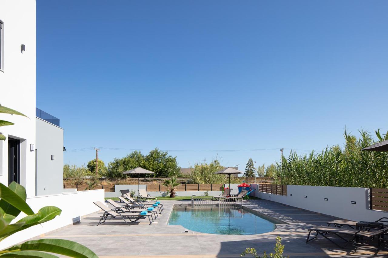 Villa Sunnyside Villas, Ideal For Vibrant Stays,by Thinkvilla Pigianos Kampos (Crete)